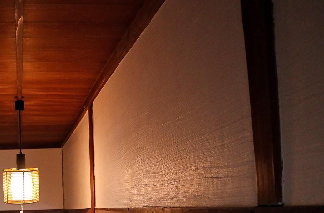 香春町笹原邸さまのDIY漆喰を使用した壁